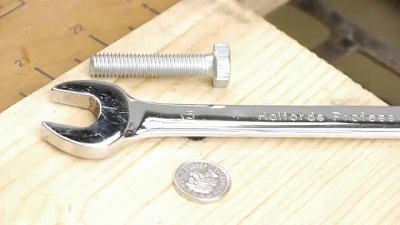 How To Undo a Small nut with a Big Size Spanner