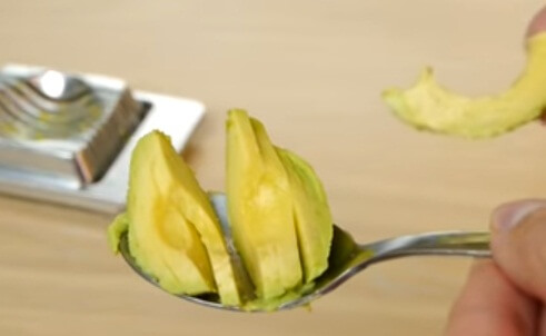 use an egg slicer to cut avocado